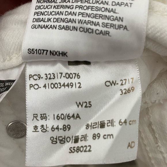 WHITE LEVIS 501 ORIGINAL SHORTS - Picture 4 of 4